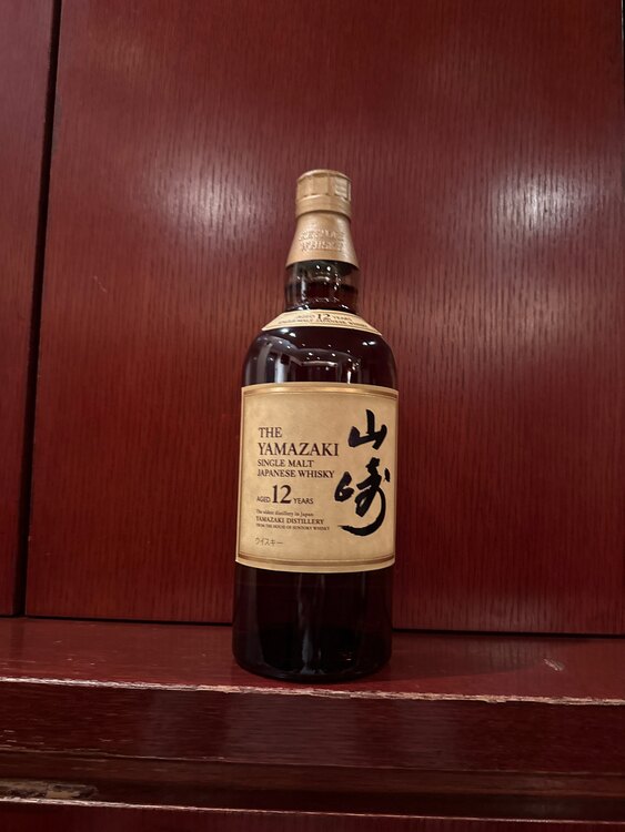 ウイスキー サントリー山崎 （お酒）の商品画像 - 査定依頼日：2025年3月25日 - 最高査定価格：19,000円