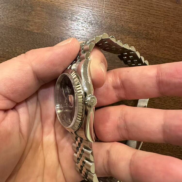 ロレックス デイデイト 116234（高級時計）の商品画像 - 査定依頼日：2025年11月21日 - 最高査定価格：1,300,000円