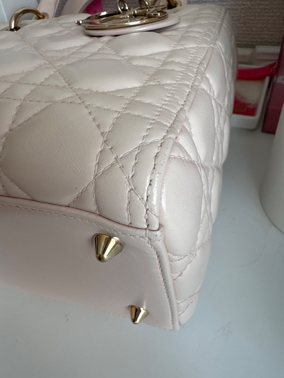 ディオール  （ブランドバッグ）の商品画像 - 査定依頼日：2025年8月22日 - 最高査定価格：350,000円