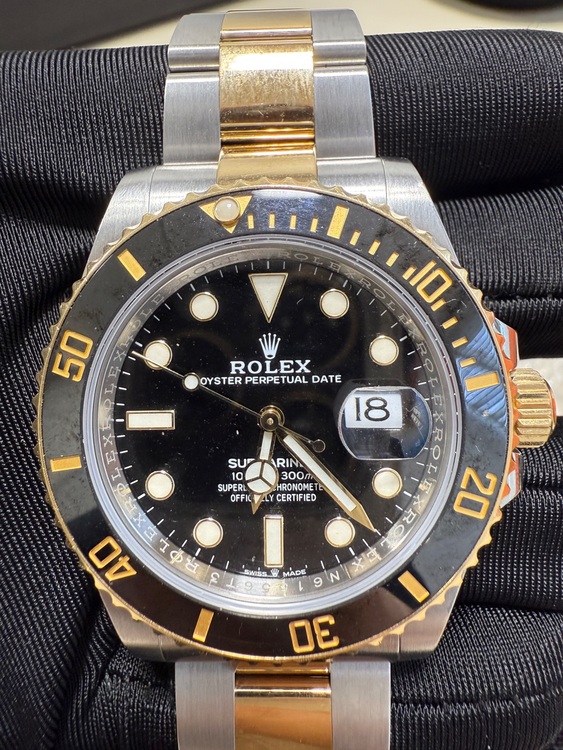 126613LN（高級時計）の商品画像 - 査定依頼日：2025年9月30日 - 最高査定価格：2,500,000円