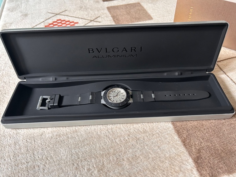 ブルガリ その他 BB40A（高級時計）の商品画像 - 査定依頼日：2025年9月29日 - 最高査定価格：290,000円
