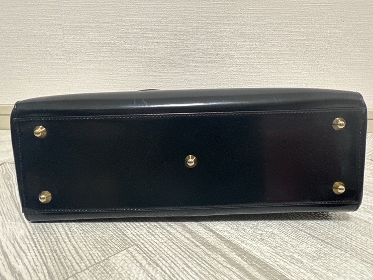 レディディオール　パテントレザー（ブランドバッグ）の商品画像 - 査定依頼日：2025年11月29日 - 最高査定価格：50,000円