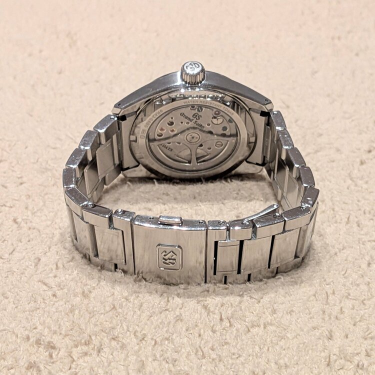 SLGA009（高級時計）の商品画像 - 査定依頼日：2026年3月3日 - 最高査定価格：250,000円