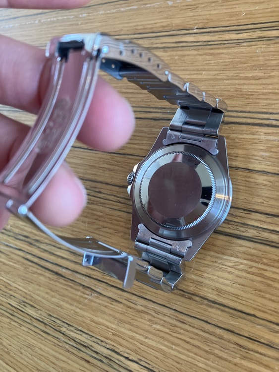 ロレックス エクスプローラー 1657（高級時計）の商品画像 - 査定依頼日：2025年7月20日 - 最高査定価格：1,160,000円