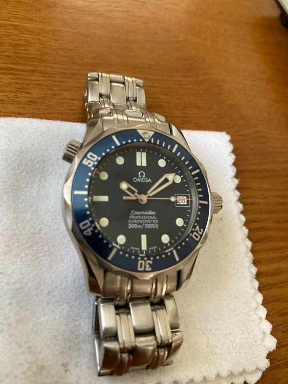 オメガ シーマスター プロフェッショナル300 2551.80.00 だと思います（高級時計）の商品画像 - 査定依頼日：2026年4月30日 - 最高査定価格：330,000円