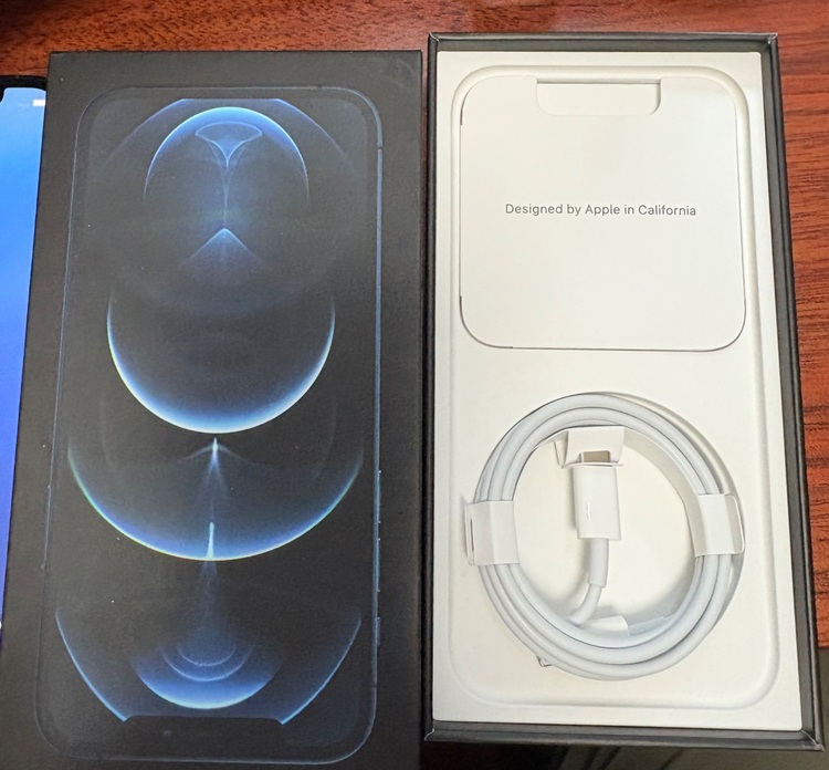 MGM83J/A（スマホ）の商品画像 - 査定依頼日：2025年7月30日 - 最高査定価格：43,000円