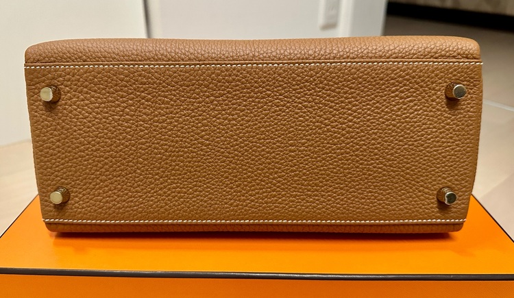 ケリー28（ブランドバッグ）の商品画像 - 査定依頼日：2025年10月25日 - 最高査定価格：3,300,000円