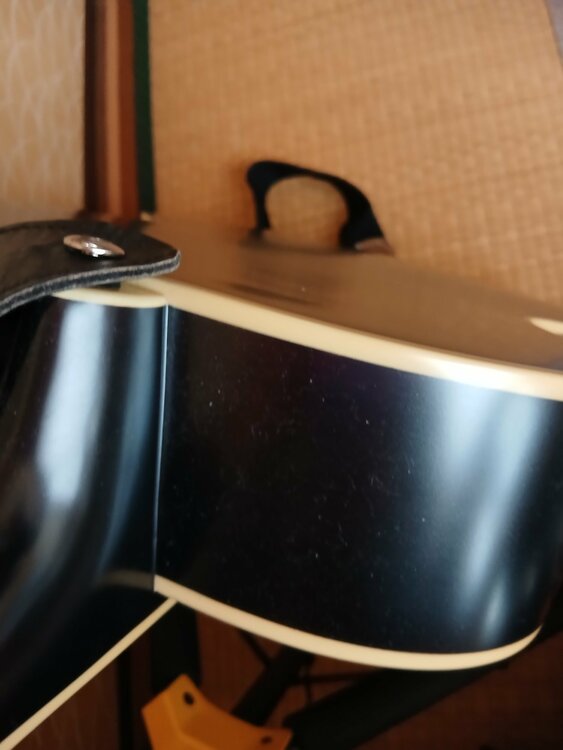 Epiphone masterbuild zenith（ピアノ・楽器・PA機材）の商品画像 - 査定依頼日：2026年4月12日 - 最高査定価格：25,000円