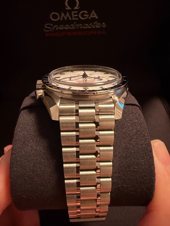 オメガ スピードマスター （高級時計）の商品画像 - 査定依頼日：2026年4月25日 - 最高査定価格：1,150,000円