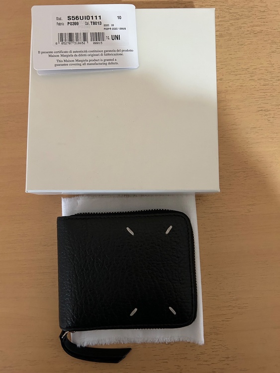 財布（古着・ファッション）の商品画像 - 査定依頼日：2026年2月8日 - 最高査定価格：100,000円