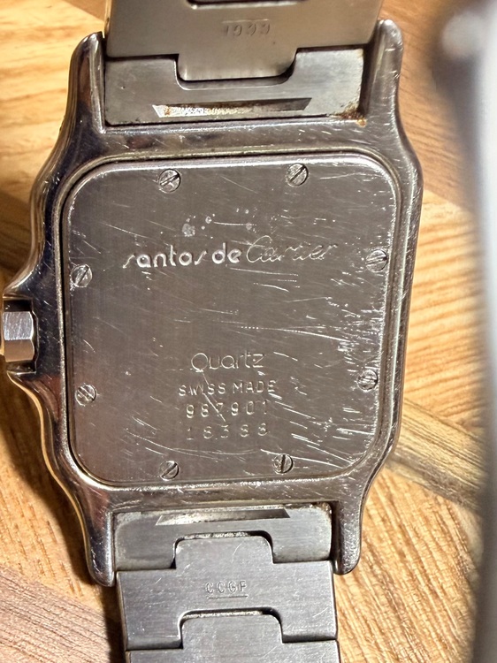 カルティエ サントス ガルベ 型式:W20025D6/（高級時計）の商品画像 - 査定依頼日：2025年11月25日 - 最高査定価格：450,000円