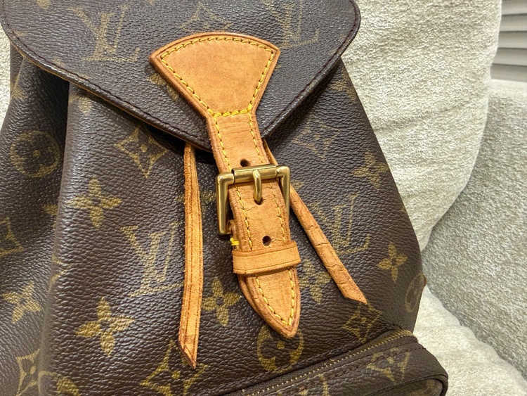 モンスリ（ブランドバッグ）の商品画像 - 査定依頼日：2026年4月16日 - 最高査定価格：95,000円