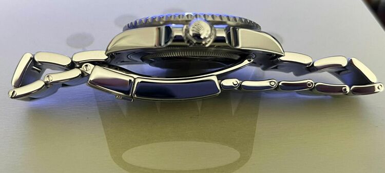 ロレックス GMTマスター （高級時計）の商品画像 - 査定依頼日：2025年9月1日 - 最高査定価格：2,100,000円