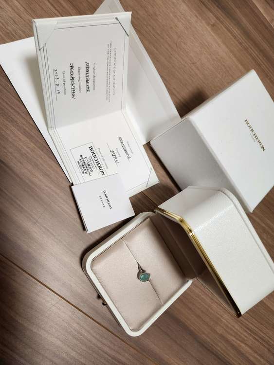 ブシュロン セルパンボエム（金・貴金属）の商品画像 - 査定依頼日：2023年9月1日 - 最高査定価格：158,000円