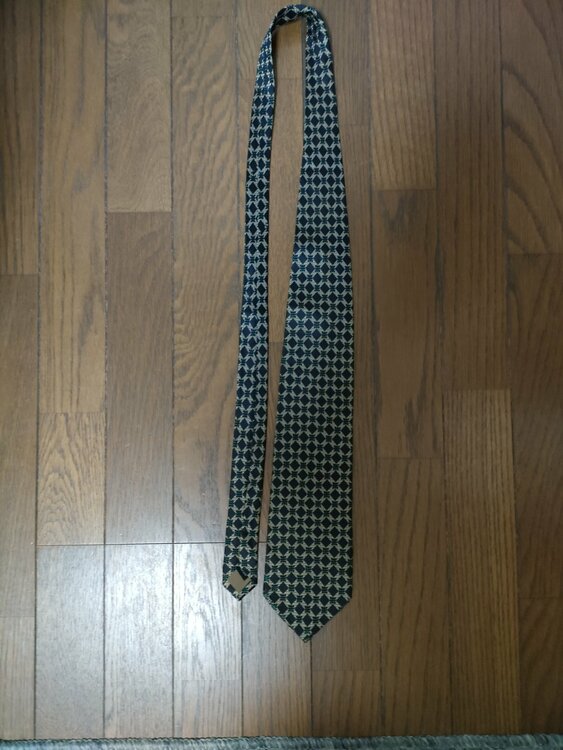 CARLO VALENCE（古着・ファッション）の商品画像 - 査定依頼日：2026年4月30日