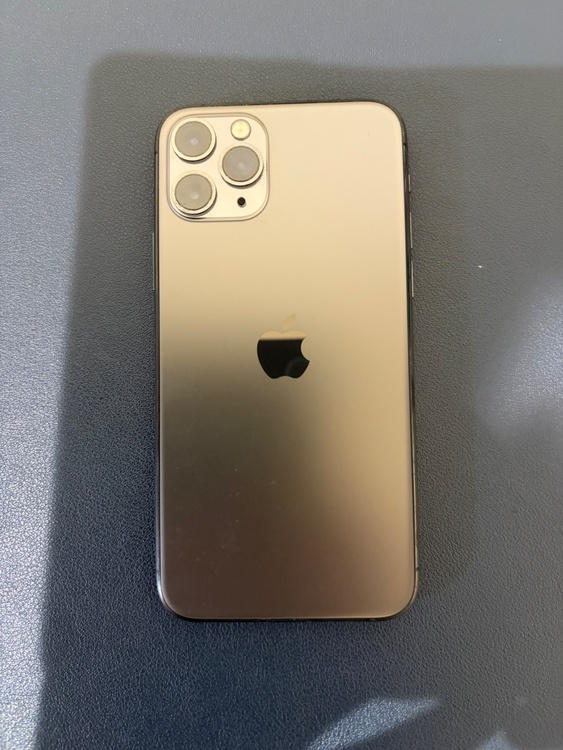 iPhone11 Pro 64GB au（スマホ）の商品画像 - 査定依頼日：2026年2月15日 - 最高査定価格：22,000円