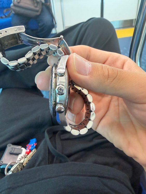 オメガ スピードマスター（高級時計）の商品画像 - 査定依頼日：2026年7月23日 - 最高査定価格：250,000円