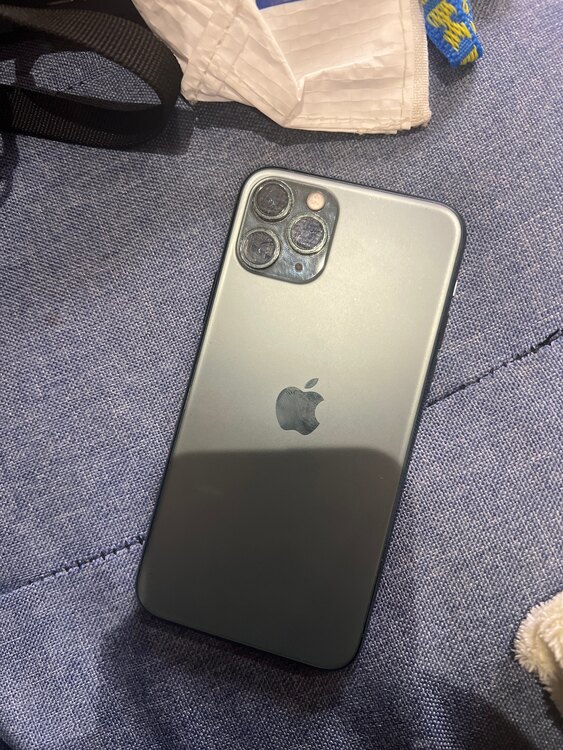 iPhone11 Pro 256GB docomo（スマホ）の商品画像 - 査定依頼日：2025年3月19日 - 最高査定価格：10,000円