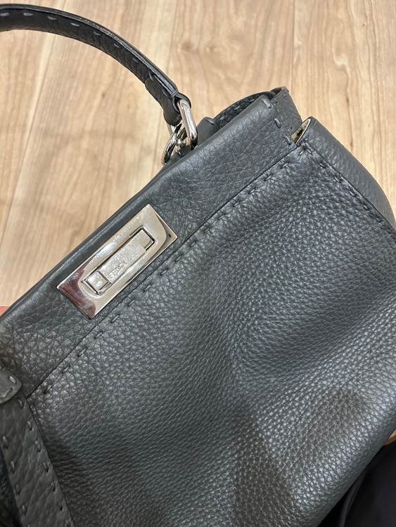 フェンディ  （ブランドバッグ）の商品画像 - 査定依頼日：2025年10月14日 - 最高査定価格：230,000円