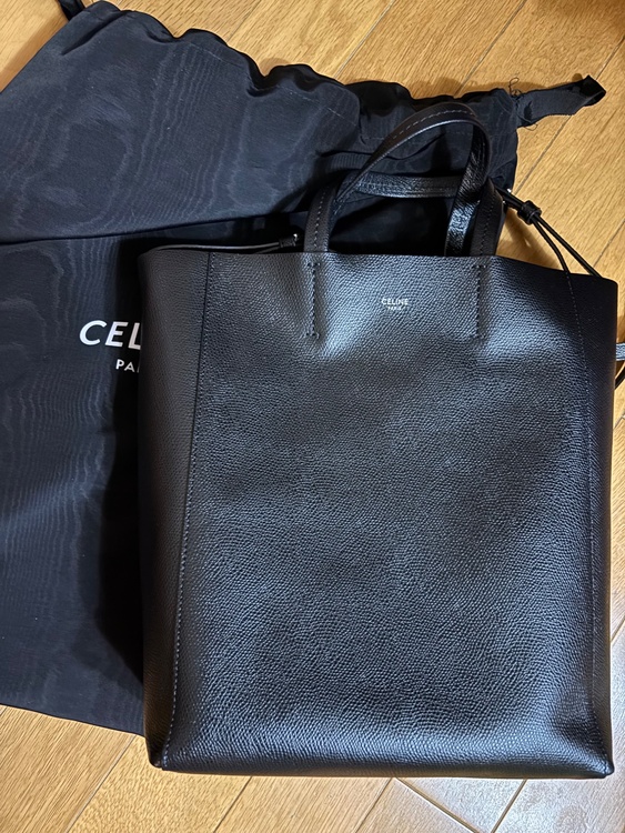 セリーヌ  （ブランドバッグ）の商品画像 - 査定依頼日：2025年12月17日 - 最高査定価格：70,000円