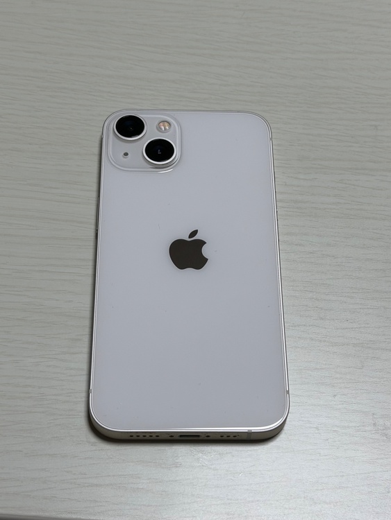 iPhone 13 128GB SIMフリー（スマホ）の商品画像 - 査定依頼日：2026年4月3日 - 最高査定価格：36,000円