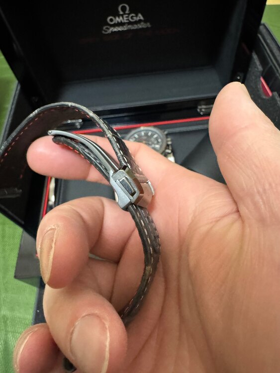 オメガ スピードマスター （高級時計）の商品画像 - 査定依頼日：2025年3月29日 - 最高査定価格：1,400,000円