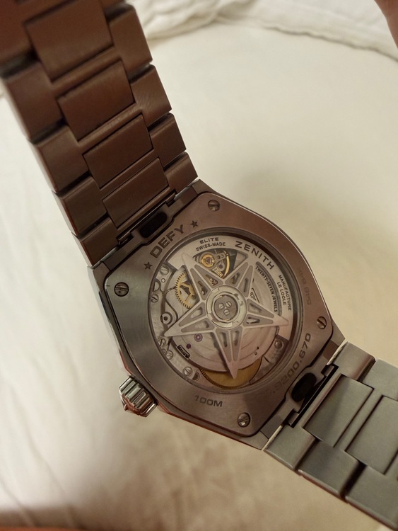 デファイ　ミッドナイト（高級時計）の商品画像 - 査定依頼日：2025年11月2日 - 最高査定価格：750,000円