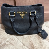 型番：1BA411 素材：VITELLO PHENIX（ヴィッテロ・フェニックス） カラー：NERO（ブラック） サイズ表記：TU 商品コード：1BA411 2EBK F0002（ブランドバッグ）の商品画像 - 査定依頼日：2026年9月27日 - 最高査定価格：100,000円