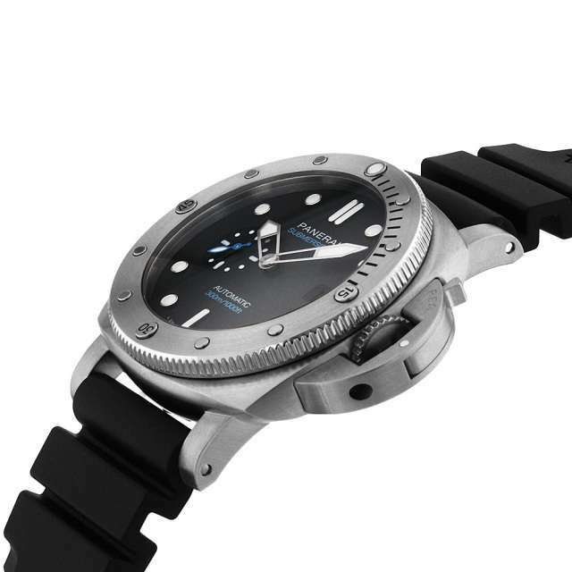 パネライ サブマーシブル （高級時計）の商品画像 - 査定依頼日：2025年5月7日 - 最高査定価格：810,000円