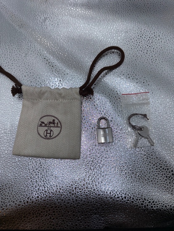 ピコタンロックPM（ブランドバッグ）の商品画像 - 査定依頼日：2025年10月6日 - 最高査定価格：550,000円