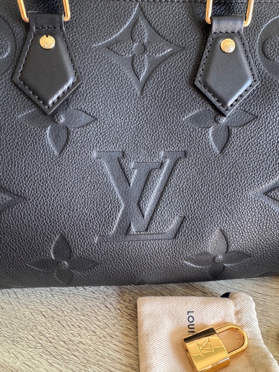 スピーディーバンドリエール 25（ブランドバッグ）の商品画像 - 査定依頼日：2026年1月18日 - 最高査定価格：280,000円