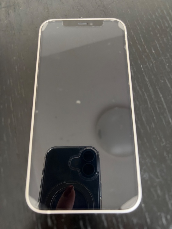 iPhone 12 64GB SIMフリー（スマホ）の商品画像 - 査定依頼日：2026年4月19日 - 最高査定価格：20,000円