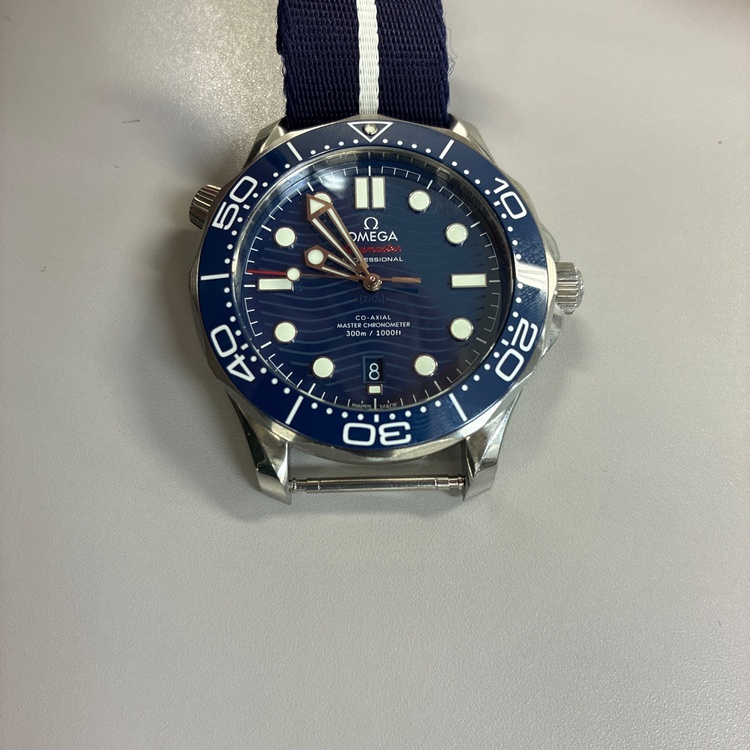 オメガ シーマスター オメガ 210.32.42.20.03.001 　保証書等ふぞくひ全部あり（高級時計）の商品画像 - 査定依頼日：2026年1月6日 - 最高査定価格：500,000円