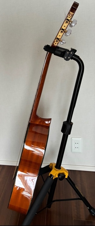 Matsuoka Guitar MC-70S（ピアノ・楽器・PA機材）の商品画像 - 査定依頼日：2026年6月4日 - 最高査定価格：12,000円