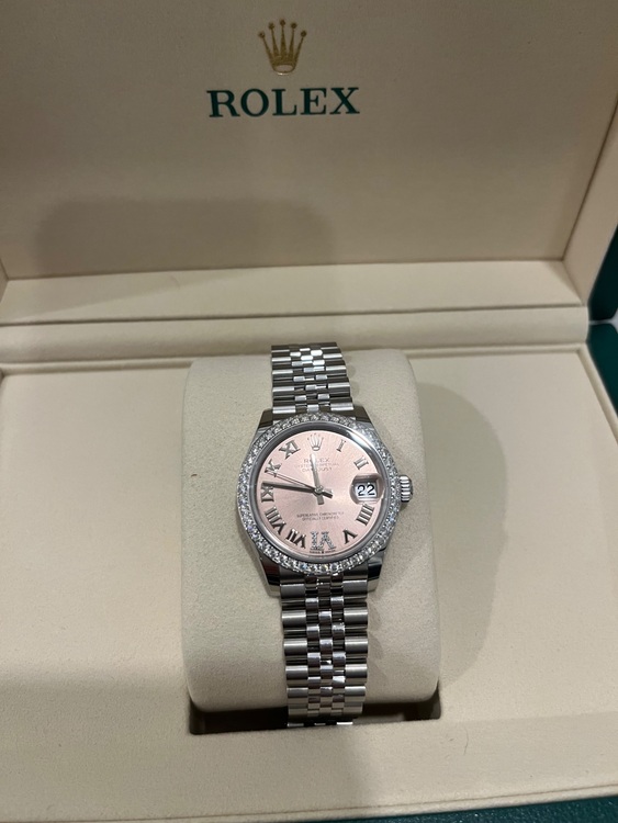 278384RBR 31㎜（高級時計）の商品画像 - 査定依頼日：2025年9月29日 - 最高査定価格：3,050,000円