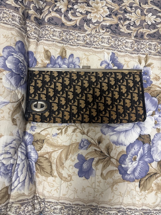 ディオール  （ブランドバッグ）の商品画像 - 査定依頼日：2026年2月19日 - 最高査定価格：25,000円