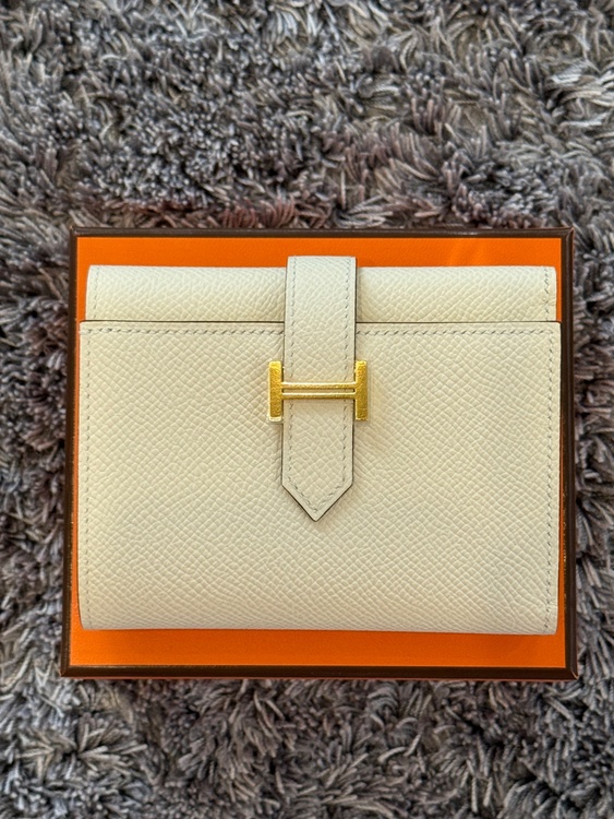 HERMESベアンコンビネW刻印（ブランド財布・小物）の商品画像 - 査定依頼日：2025年12月9日 - 最高査定価格：150,000円