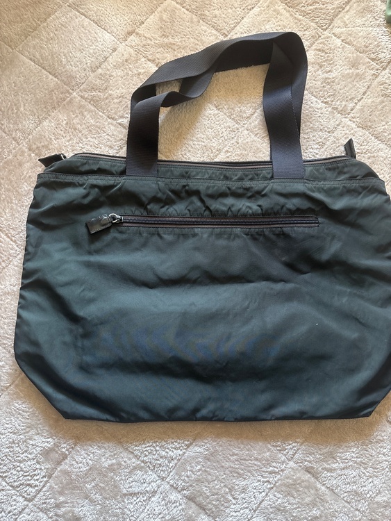 プラダ  （ブランドバッグ）の商品画像 - 査定依頼日：2025年12月29日 - 最高査定価格：10,000円