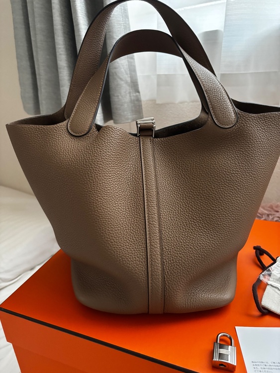 ピコタンロックMM（ブランドバッグ）の商品画像 - 査定依頼日：2025年12月17日 - 最高査定価格：560,000円