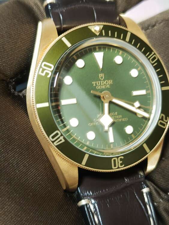 ブラックベイ（高級時計）の商品画像 - 査定依頼日：2025年3月10日 - 最高査定価格：1,300,000円