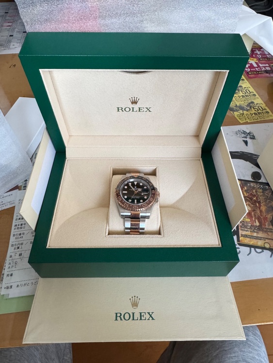 ロレックス GMTマスター （高級時計）の商品画像 - 査定依頼日：2026年4月6日 - 最高査定価格：3,150,000円