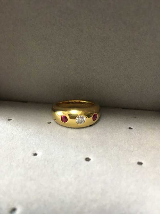 ダイヤ、ルビー18kリング（金・貴金属）の商品画像 - 査定依頼日：2022年10月3日 - 最高査定価格：52,000円