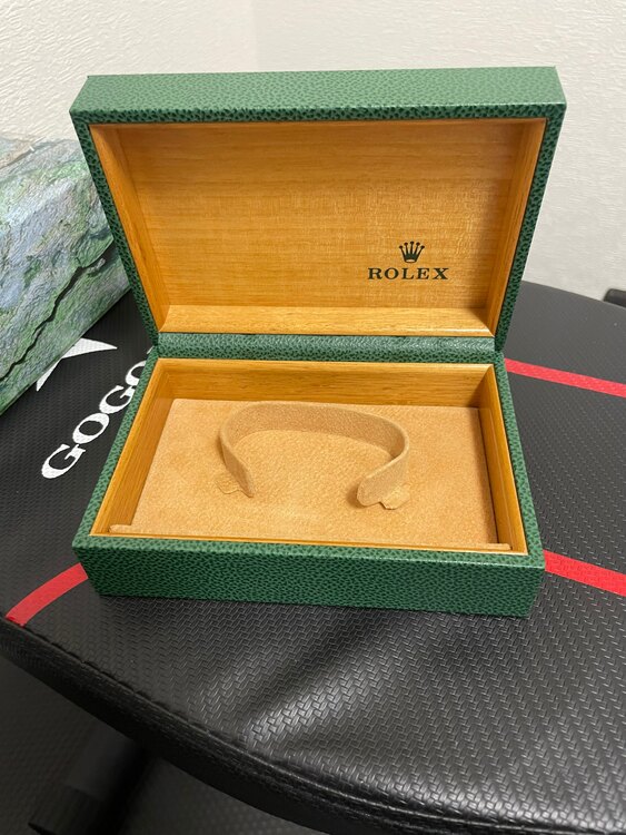 ロレックス エアキング 14000m（高級時計）の商品画像 - 査定依頼日：2025年4月26日 - 最高査定価格：610,000円