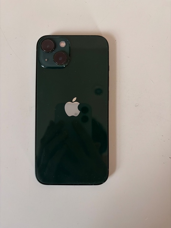 iPhone 13 128GB SIMフリー（スマホ）の商品画像 - 査定依頼日：2026年3月19日 - 最高査定価格：36,000円