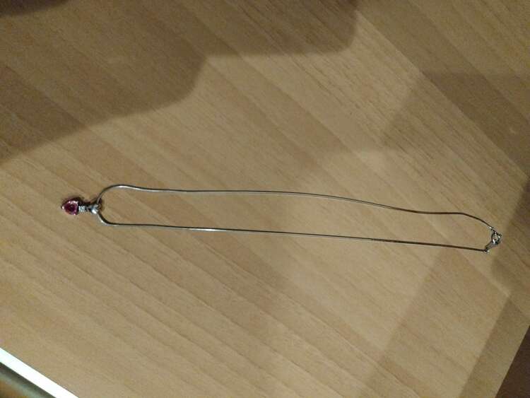 天然パパラチャ　サファイアネックレス　（宝石）の商品画像 - 査定依頼日：2024年6月23日 - 最高査定価格：16,000円