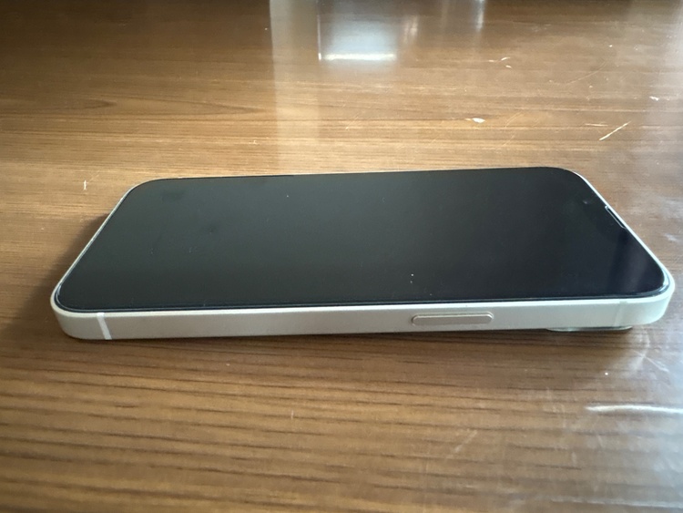 iPhone 14（スマホ）の商品画像 - 査定依頼日：2026年9月23日 - 最高査定価格：46,500円