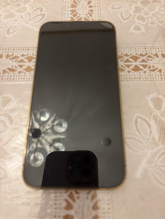 iPhone 13 Pro 128GB docomo（スマホ）の商品画像 - 査定依頼日：2026年2月9日 - 最高査定価格：46,000円