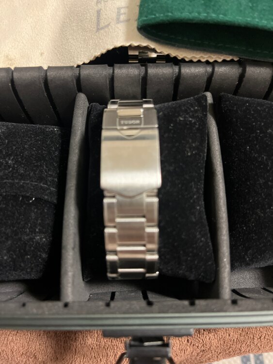 ブラックベイ　ヘリテージ　GMT（高級時計）の商品画像 - 査定依頼日：2025年4月20日 - 最高査定価格：320,000円