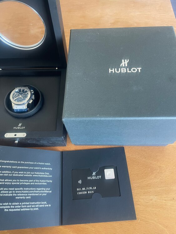 ウブロ クラシックフュージョン 521.NX.7170Lr（高級時計）の商品画像 - 査定依頼日：2025年5月8日 - 最高査定価格：720,000円