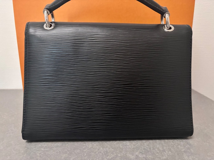 ルイヴィトン ルイヴィトン(その他) （ブランドバッグ）の商品画像 - 査定依頼日：2026年2月10日 - 最高査定価格：100,000円